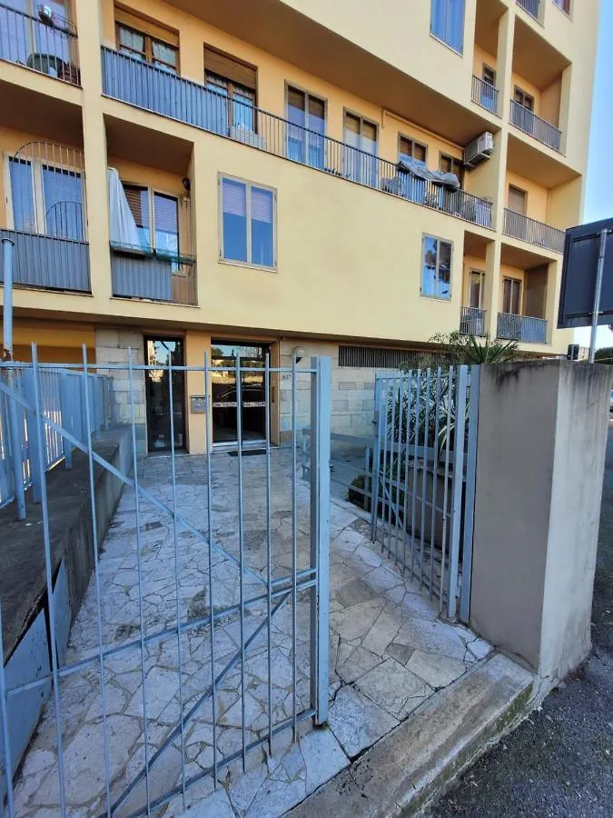 Fabio'S Guesthouse&Parking Florence Apartment