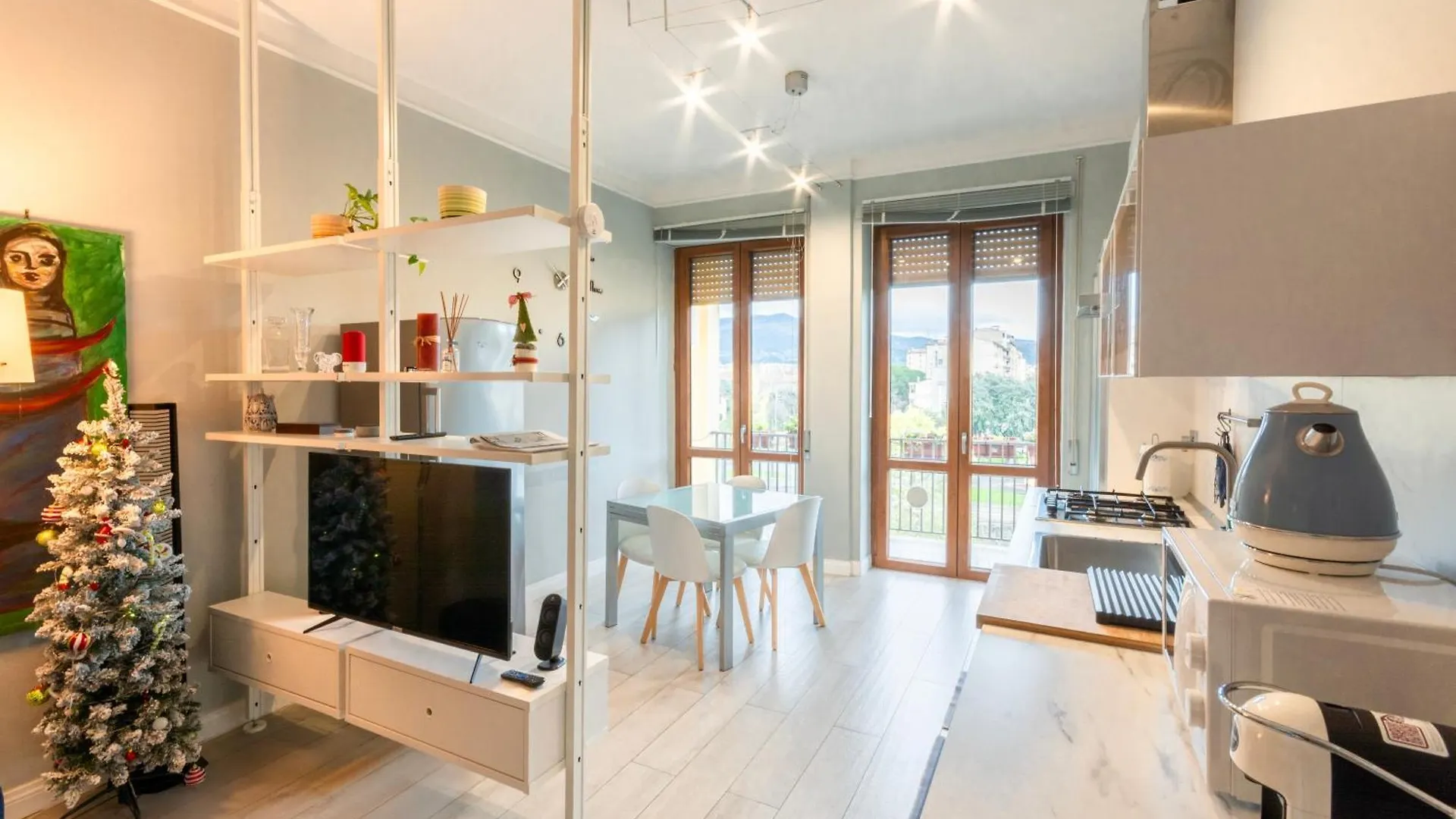 Fabio\'S Guesthouse&Parking location